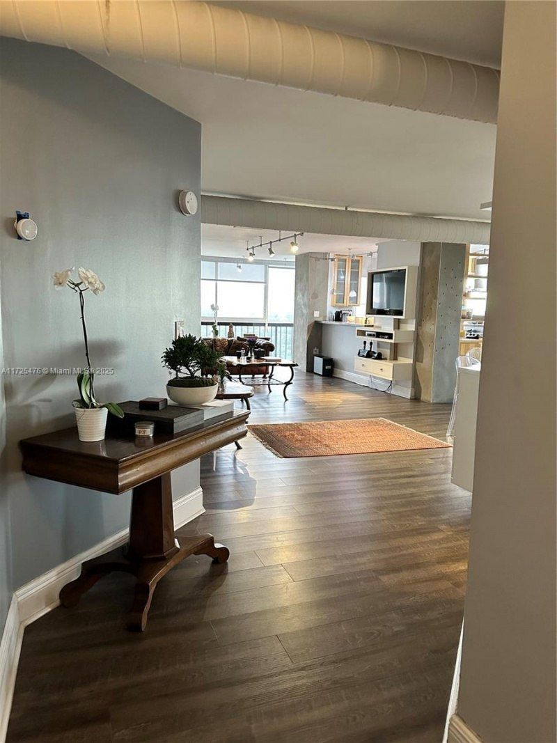 2333 Brickell Ave, Unit 2116, Miami, FL 33129 Photo