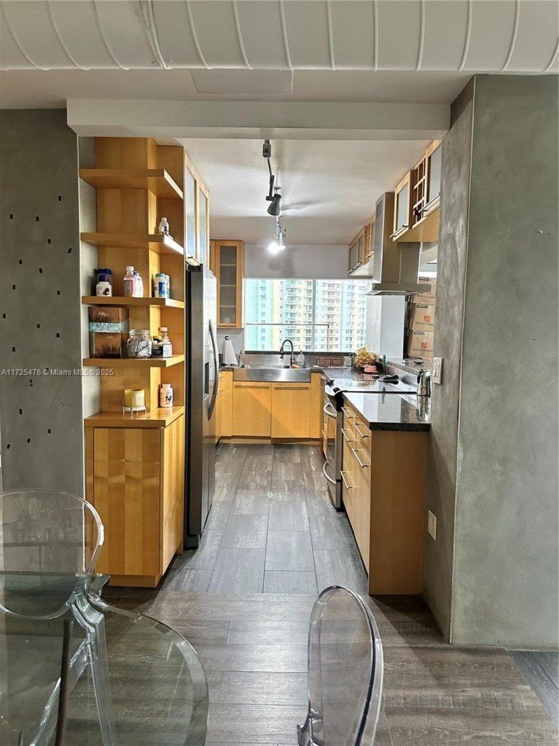 2333 Brickell Ave, Unit 2116, Miami, FL 33129 Photo