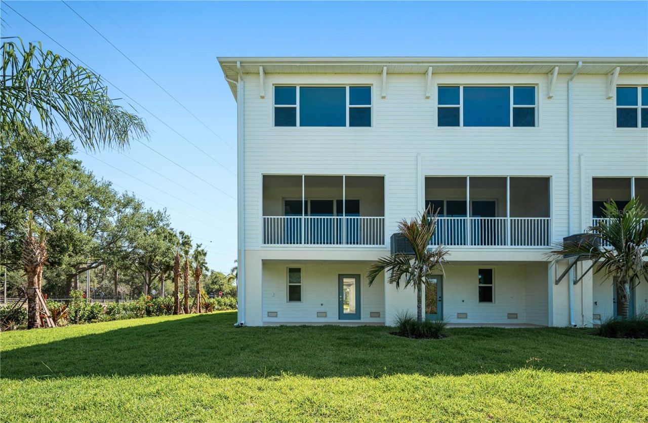 7398 Marathon Drive, Seminole, FL 33777 Photo