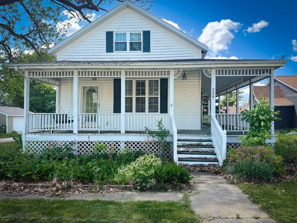 308 E Walnut Street, Ogden, IA 50212