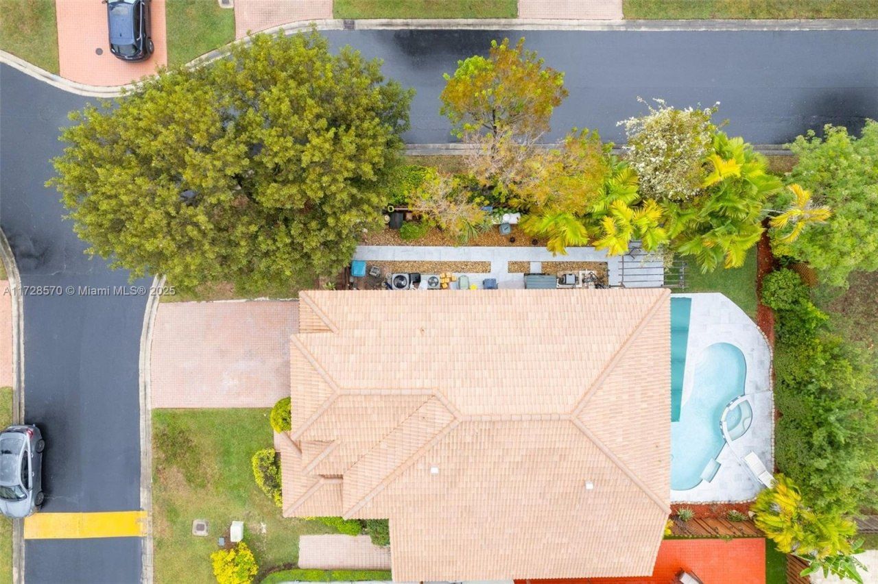 9793 NW 29th Ter, Doral, FL 33172 Photo