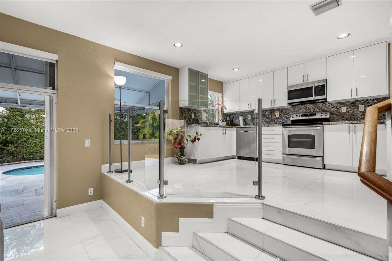 9793 NW 29th Ter, Doral, FL 33172 Photo