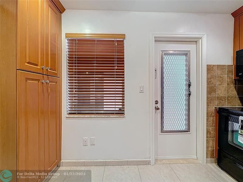 4270 NW 40th Street, Unit 208, Lauderdale Lakes, FL 33319 Photo