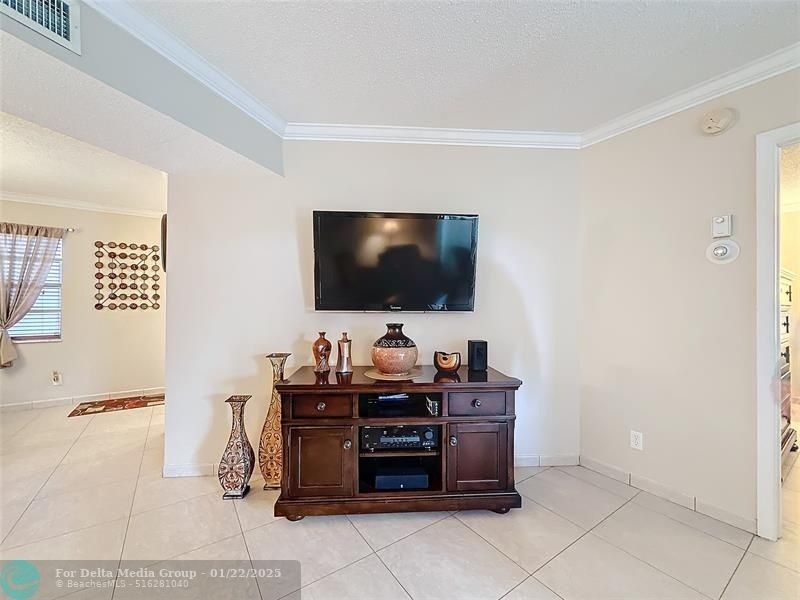 4270 NW 40th Street, Unit 208, Lauderdale Lakes, FL 33319 Photo