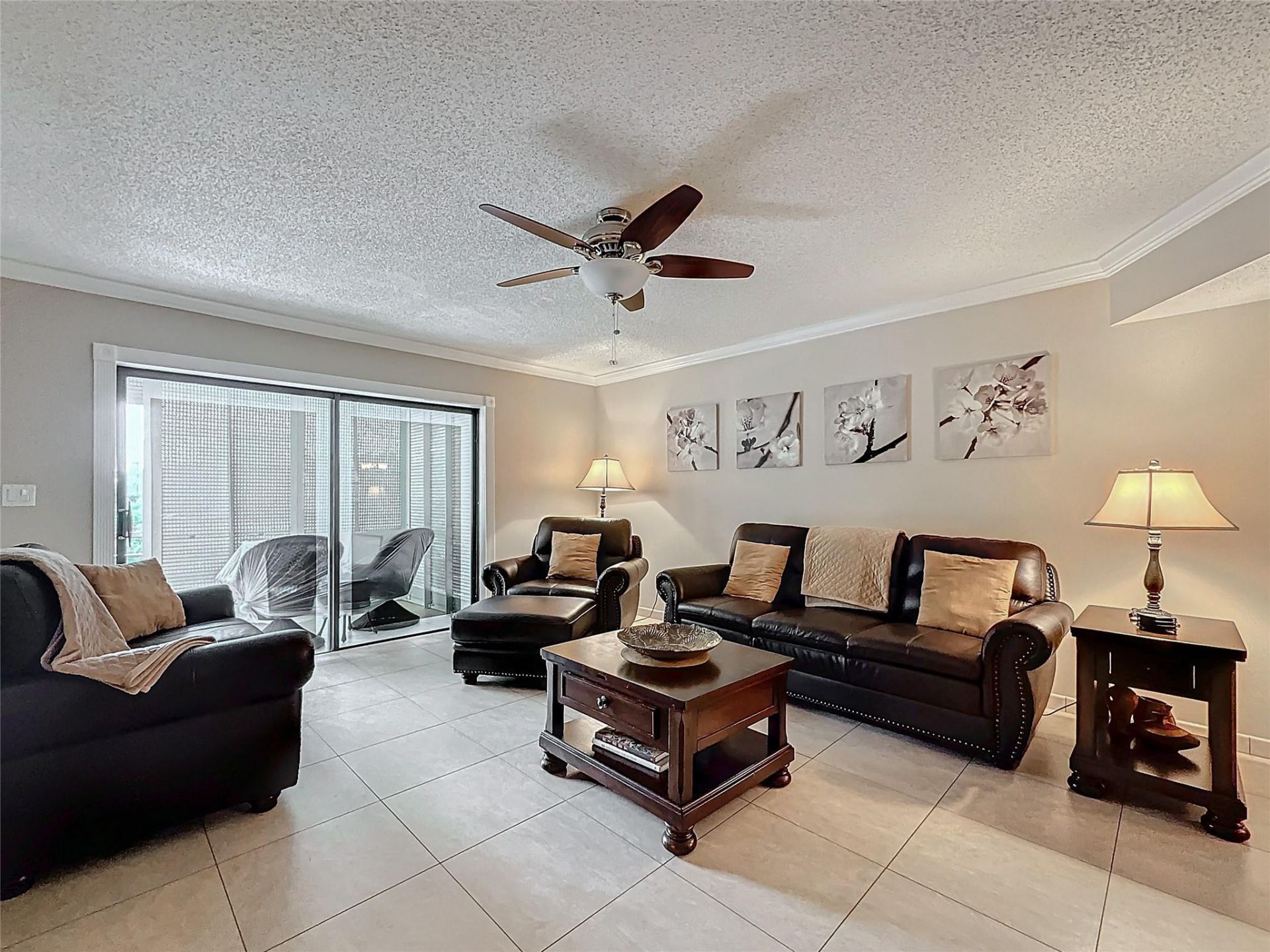 4270 NW 40th Street, Unit 208, Lauderdale Lakes, FL 33319 Photo