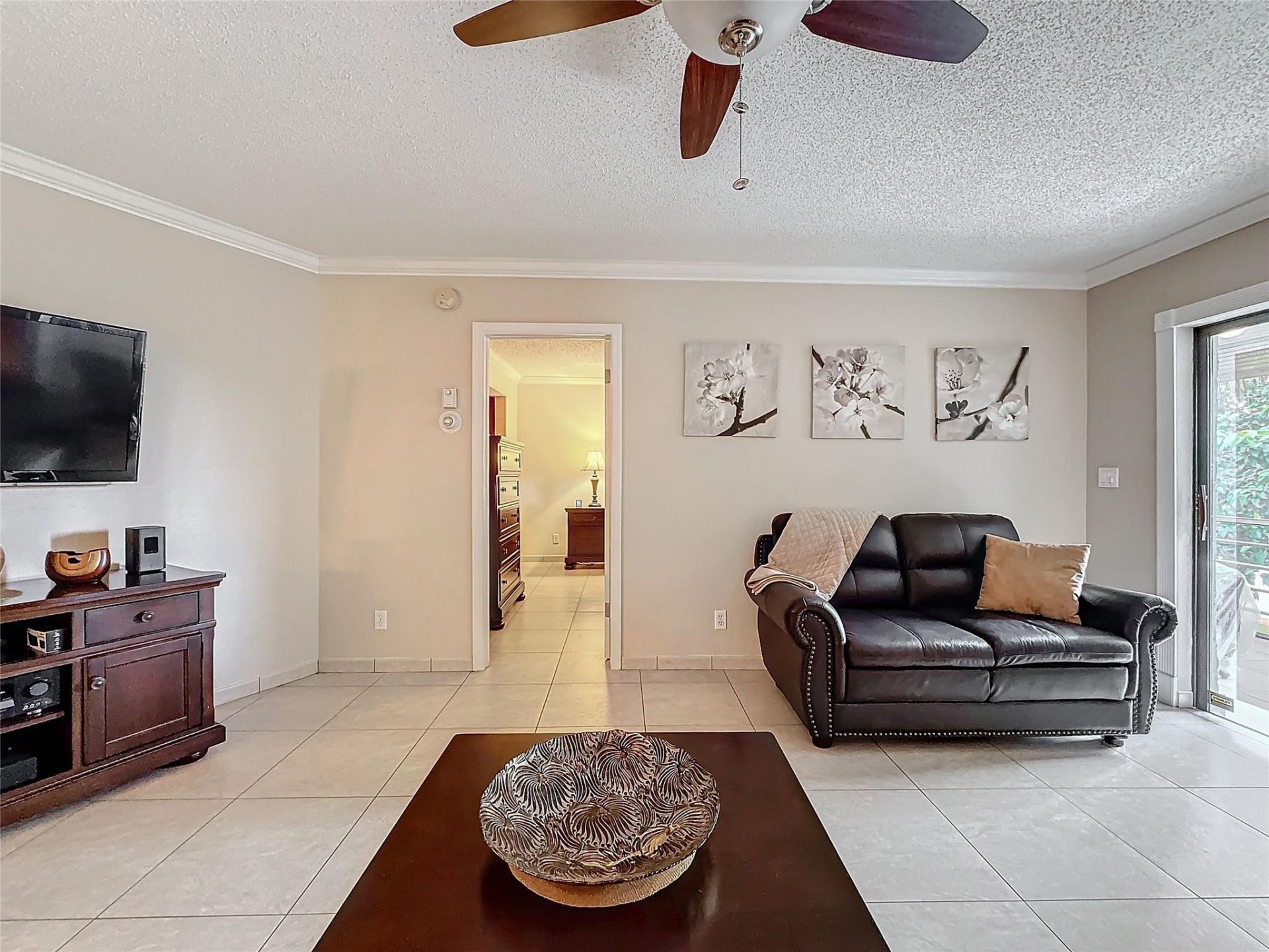 4270 NW 40th Street, Unit 208, Lauderdale Lakes, FL 33319 Photo