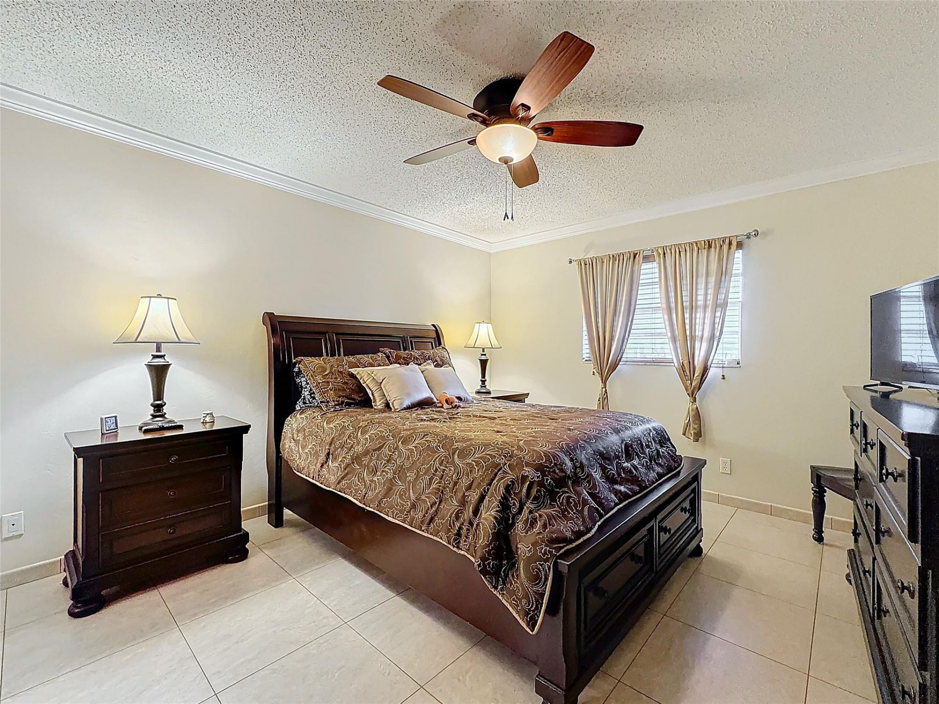4270 NW 40th Street, Unit 208, Lauderdale Lakes, FL 33319 Photo