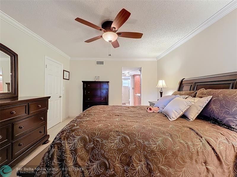 4270 NW 40th Street, Unit 208, Lauderdale Lakes, FL 33319 Photo