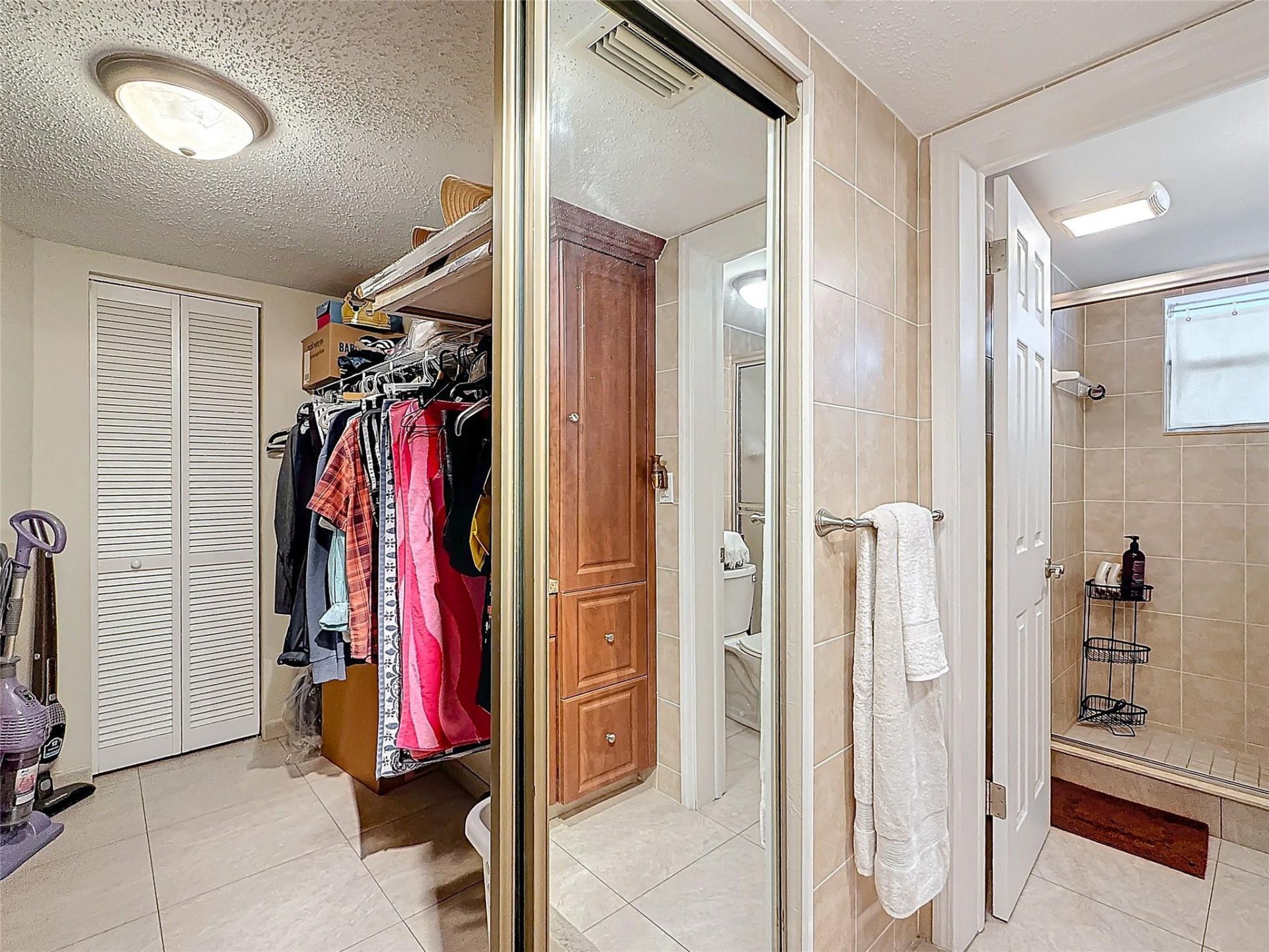 4270 NW 40th Street, Unit 208, Lauderdale Lakes, FL 33319 Photo