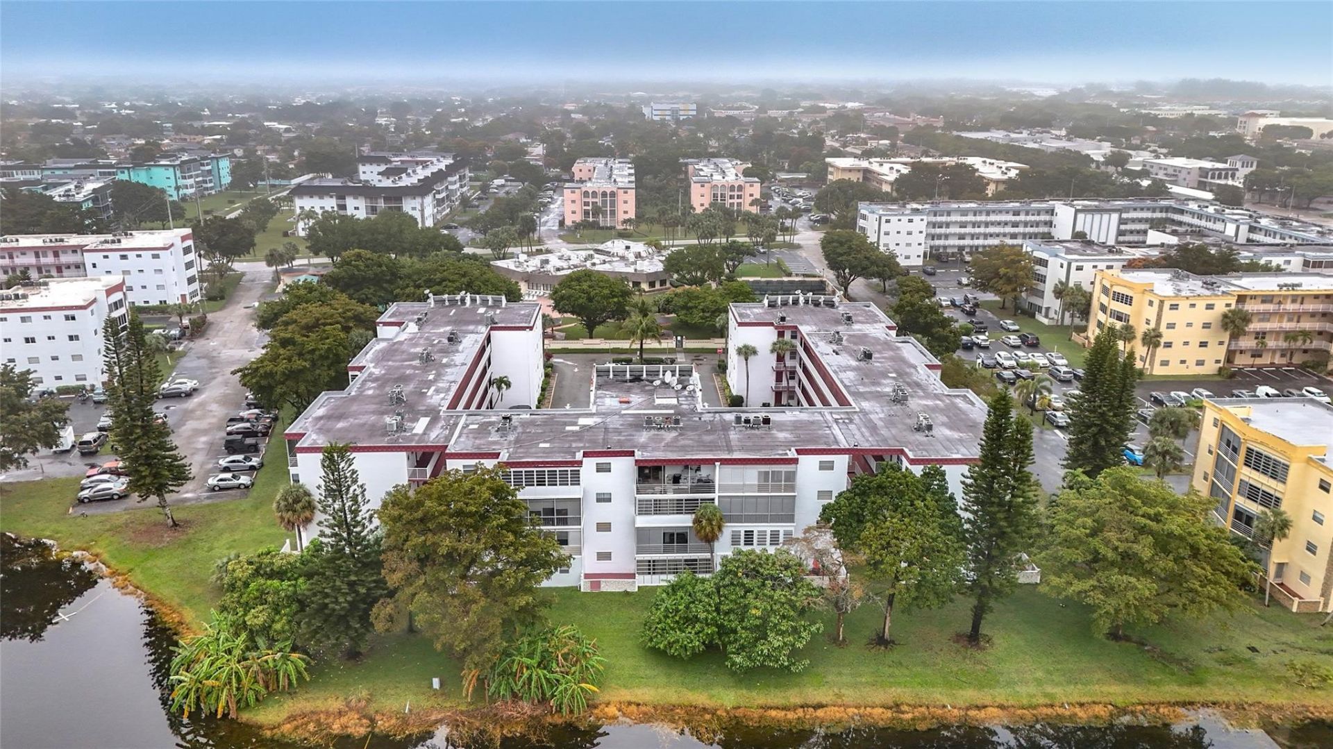 4270 NW 40th Street, Unit 208, Lauderdale Lakes, FL 33319 Photo