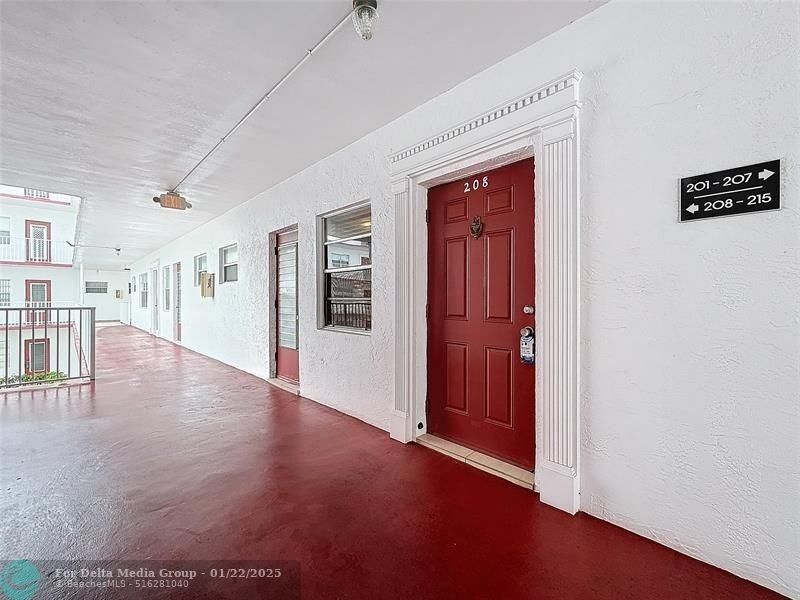 4270 NW 40th Street, Unit 208, Lauderdale Lakes, FL 33319 Photo
