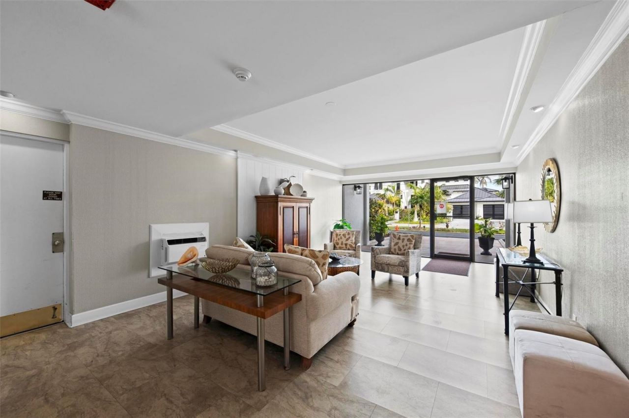 350 S Polk Drive, Unit 303, Sarasota, FL 34236 Photo