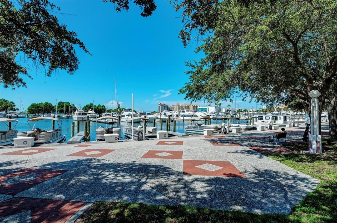 350 S Polk Drive, Unit 303, Sarasota, FL 34236 Photo