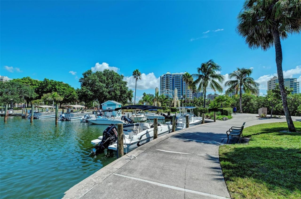 350 S Polk Drive, Unit 303, Sarasota, FL 34236 Photo