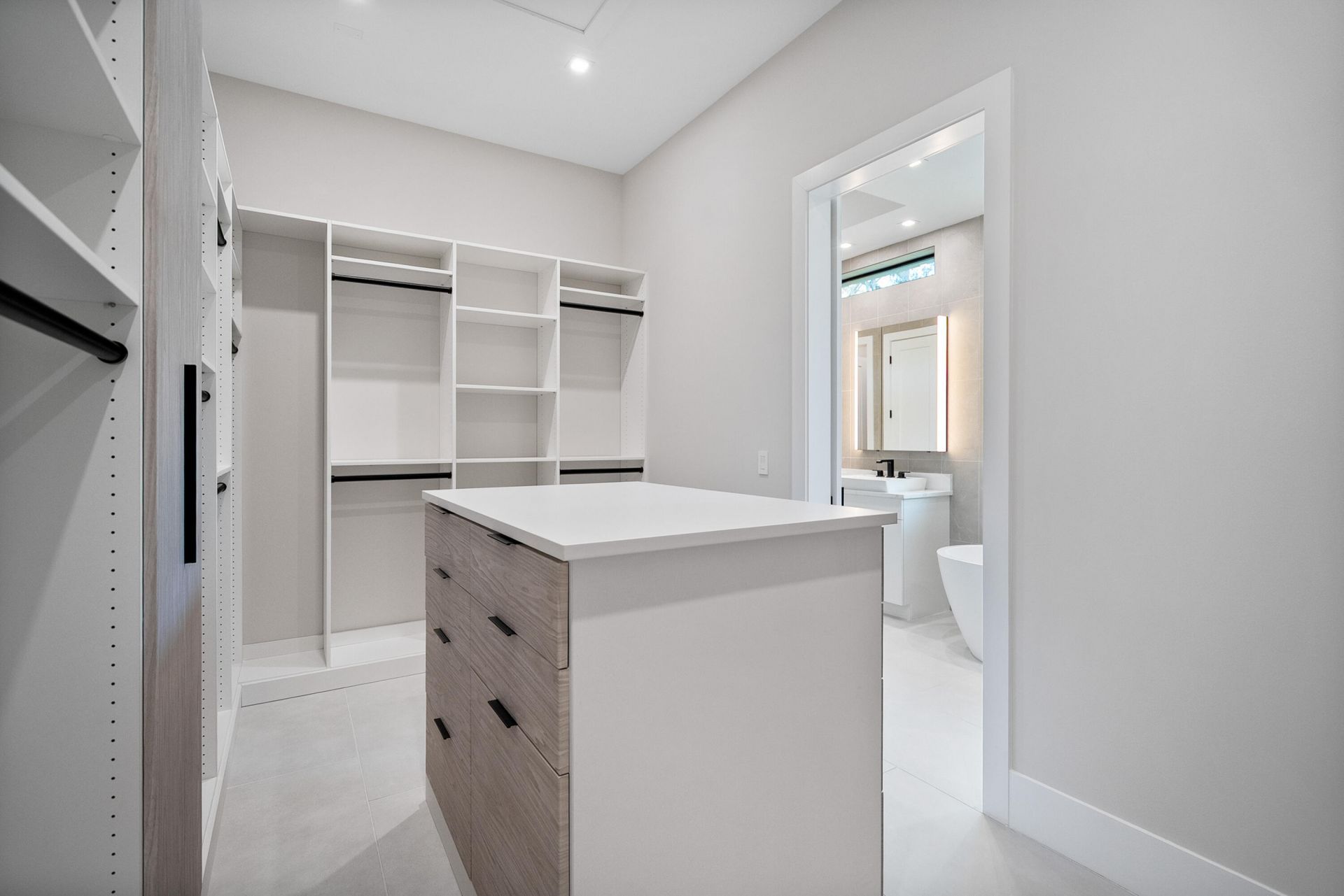 9193 Seaglass Court, Vero Beach, FL 32963 Photo