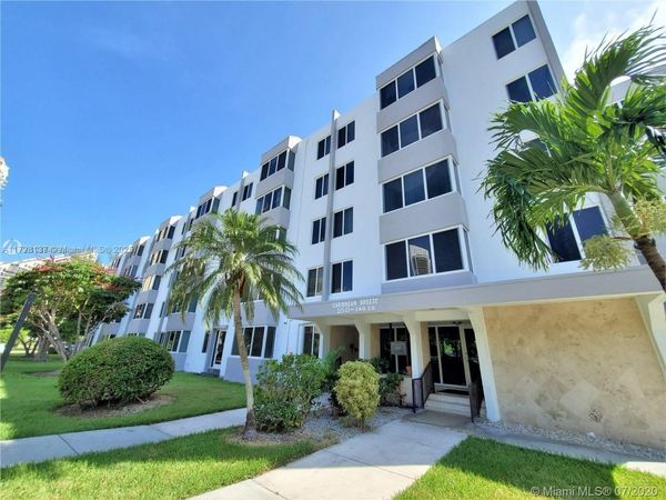 250 180th Dr, Unit 455, Sunny Isles Beach, FL 33160