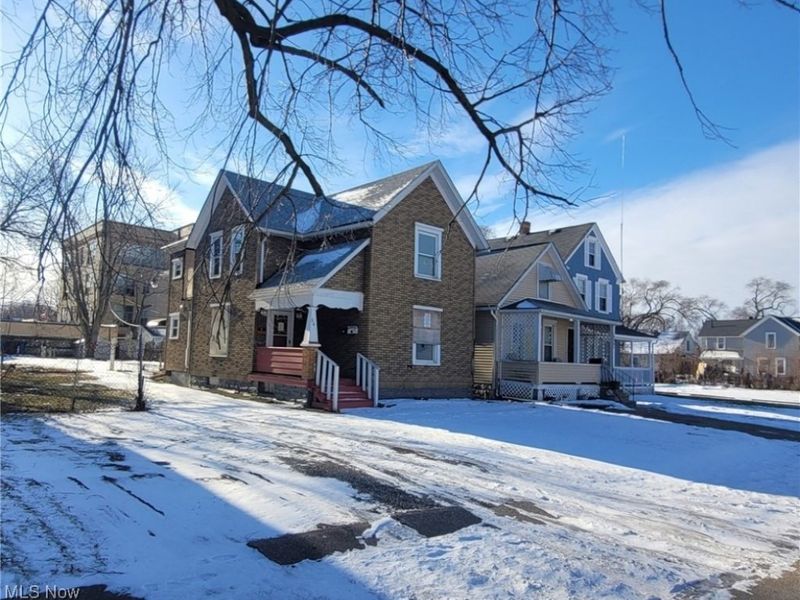 545 W 14th Street, Lorain, OH 44052 Photo 2