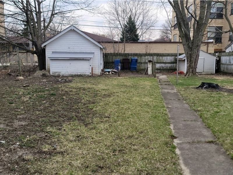 545 W 14th Street, Lorain, OH 44052 Photo 7