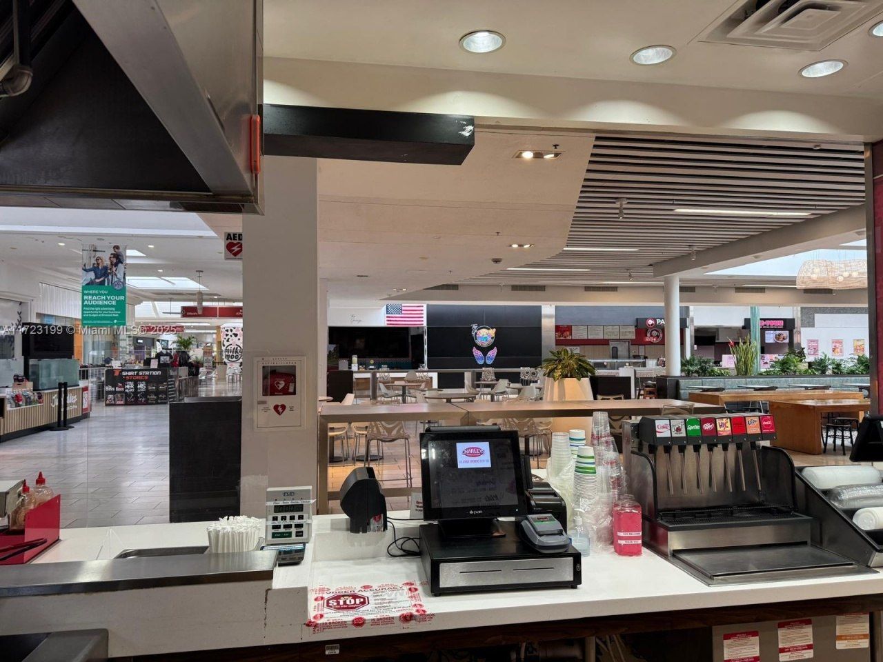 8000 W Broward Blvd, Plantation, FL 33388 Photo