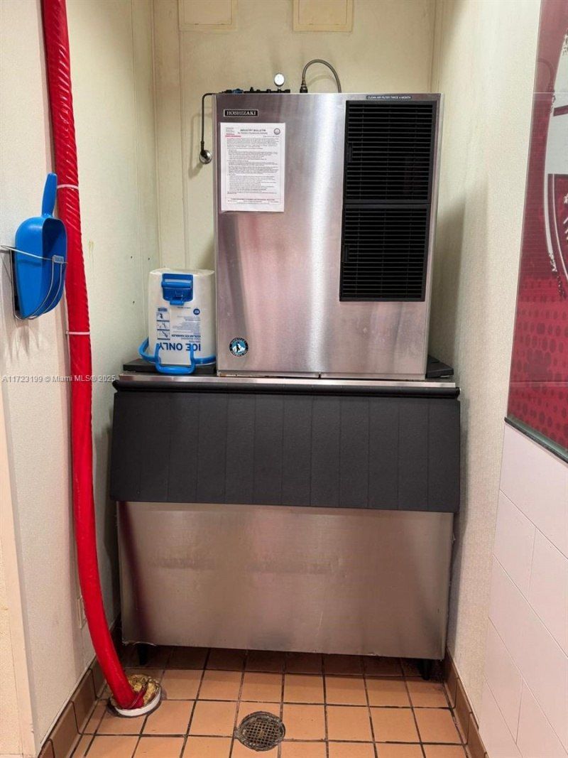 8000 W Broward Blvd, Plantation, FL 33388 Photo