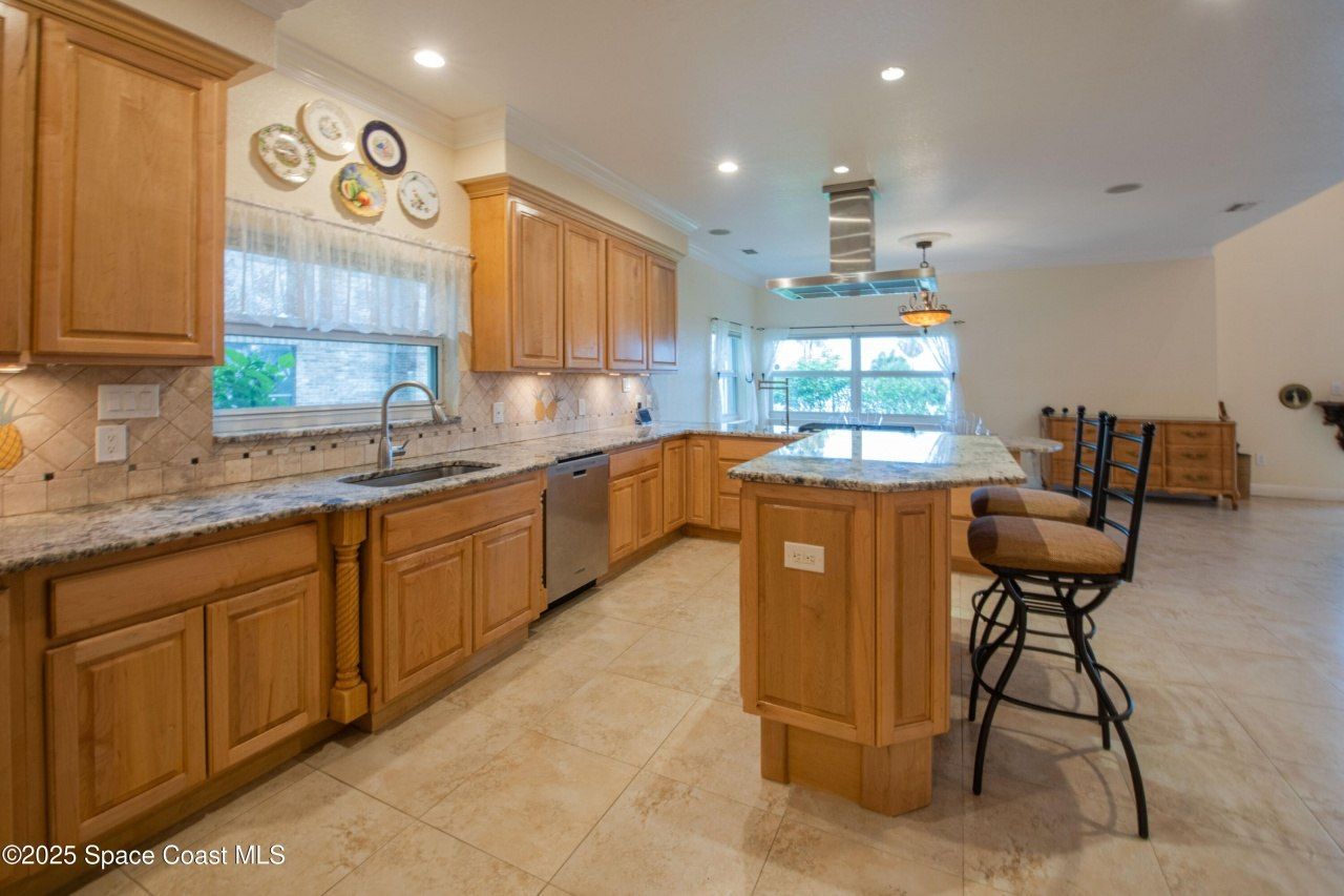 1613 N Indian River Drive, Cocoa, FL 32922 Photo