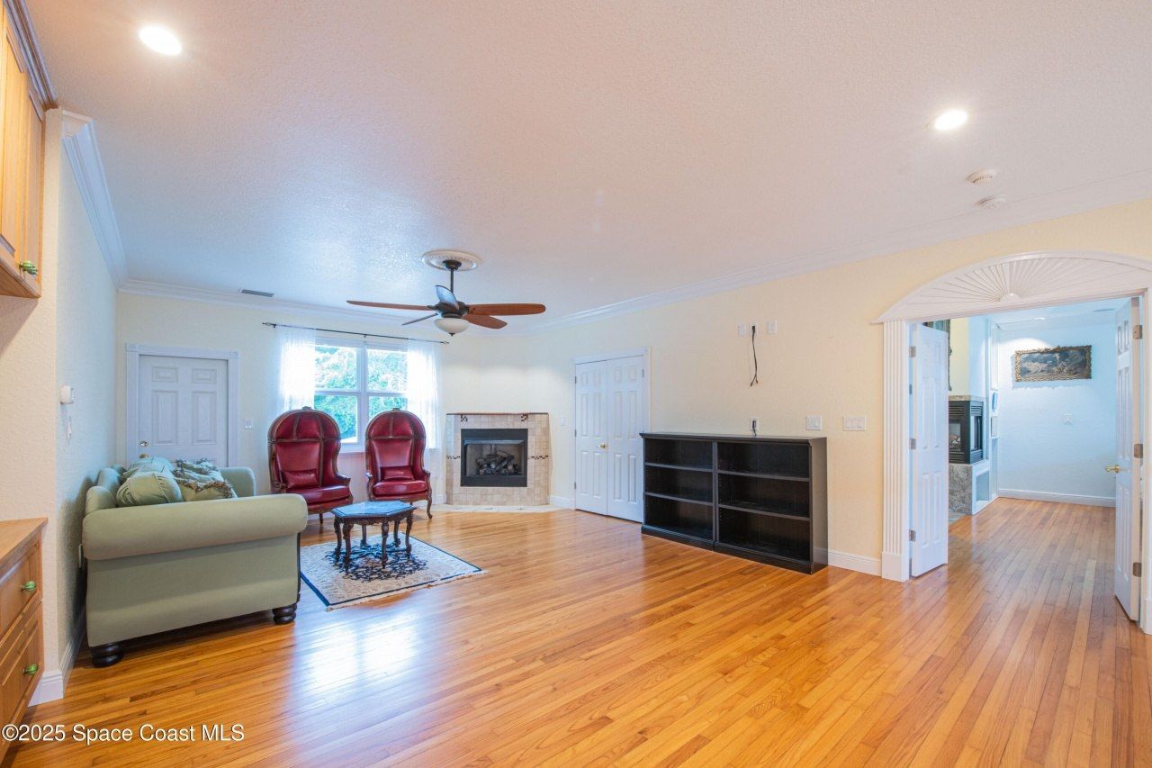 1613 N Indian River Drive, Cocoa, FL 32922 Photo