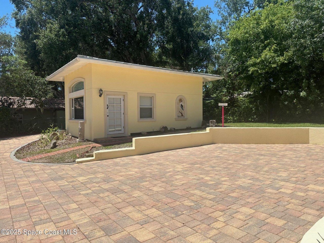1613 N Indian River Drive, Cocoa, FL 32922 Photo