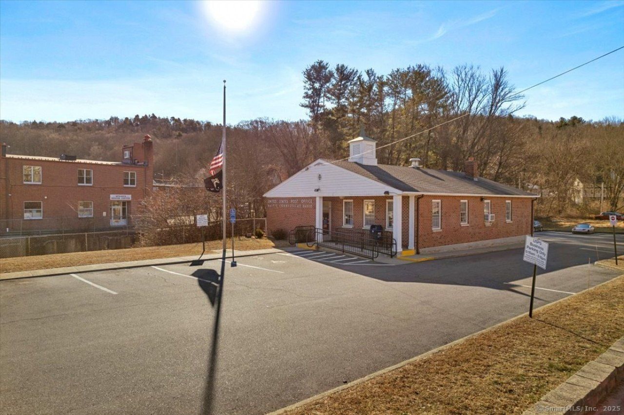 2 Main, Sprague, CT 06330 Main Photo