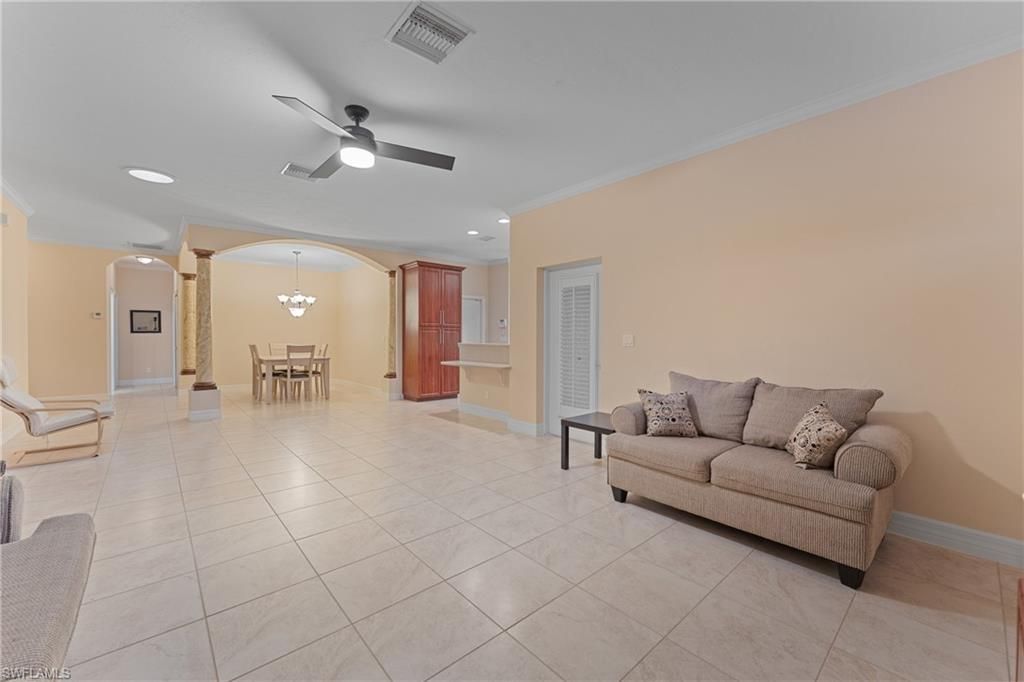 624 Falls Ln, Lehigh Acres, FL 33974 Photo