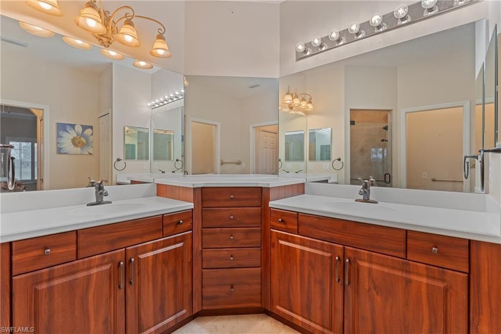 624 Falls Ln, Lehigh Acres, FL 33974 Photo