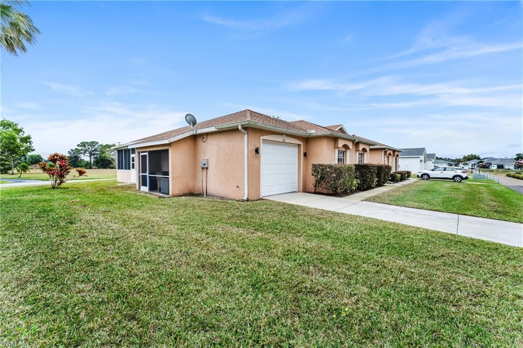 624 Falls Ln, Lehigh Acres, FL 33974 Photo