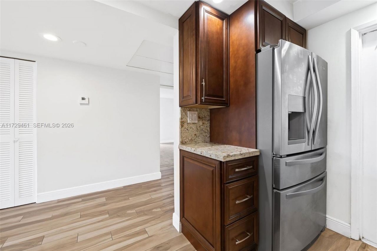 3050 N Palm Aire Dr, Unit 501, Pompano Beach, FL 33069 Photo