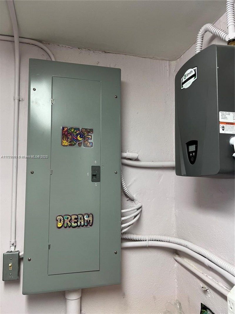 6570 Sheridan St, Hollywood, FL 33024 Photo