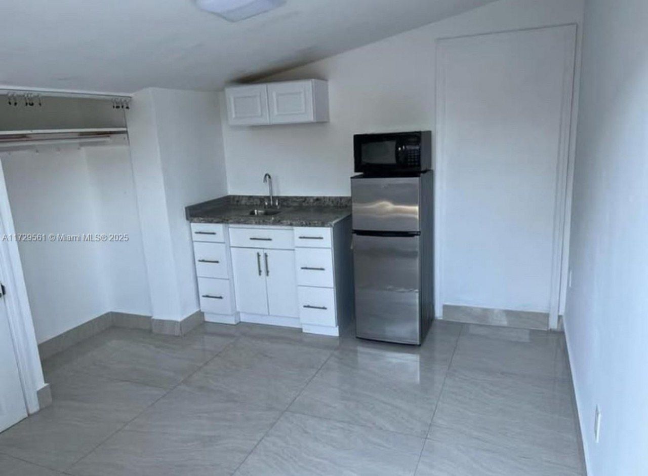 6570 Sheridan St, Hollywood, FL 33024 Photo