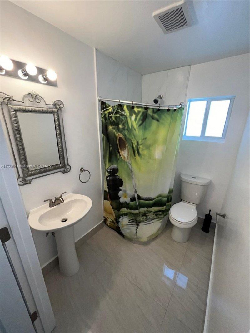 6570 Sheridan St, Hollywood, FL 33024 Photo