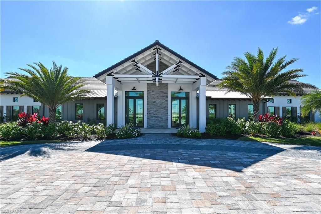 4636 Skysail Dr, Naples, FL 34120 Photo