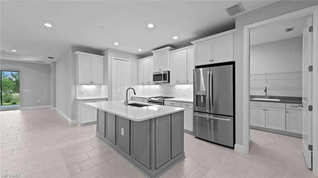 4636 Skysail Dr, Naples, FL 34120 Photo