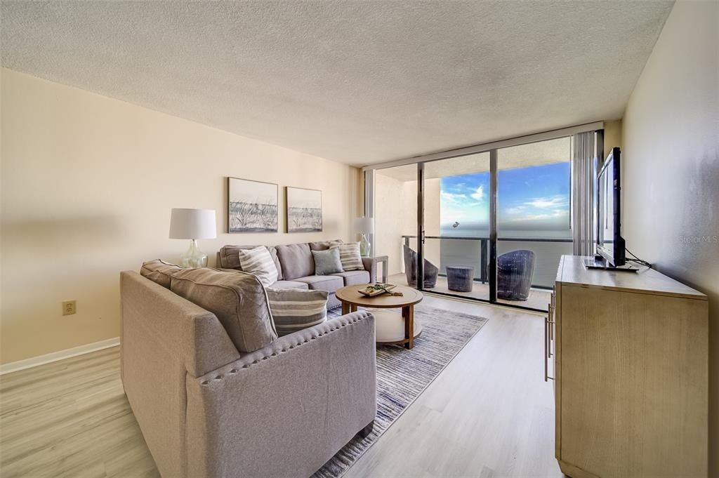 450 S Gulfview Boulevard, Unit 1605, Clearwater, FL 33767 Photo