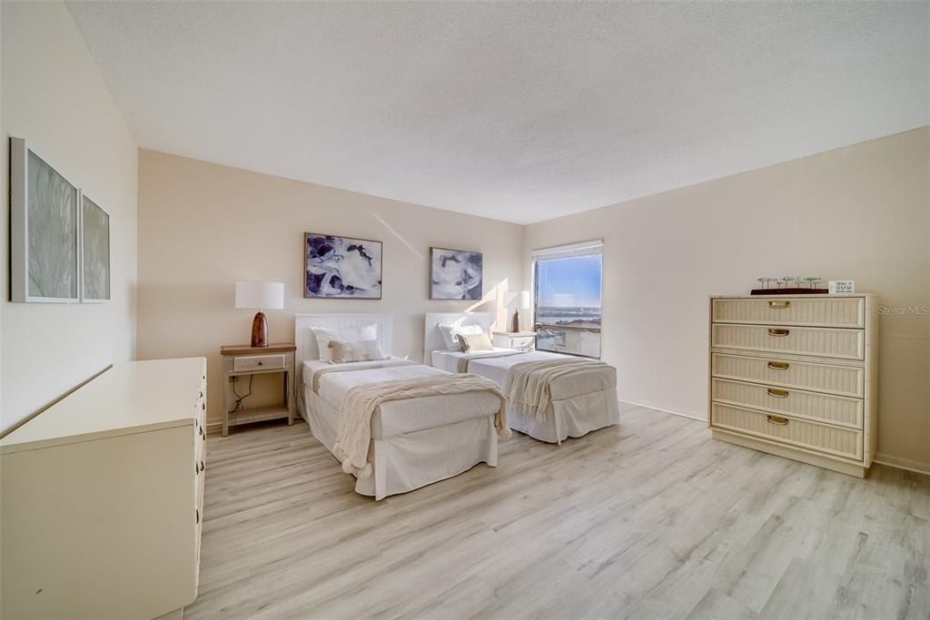 450 S Gulfview Boulevard, Unit 1605, Clearwater, FL 33767 Photo