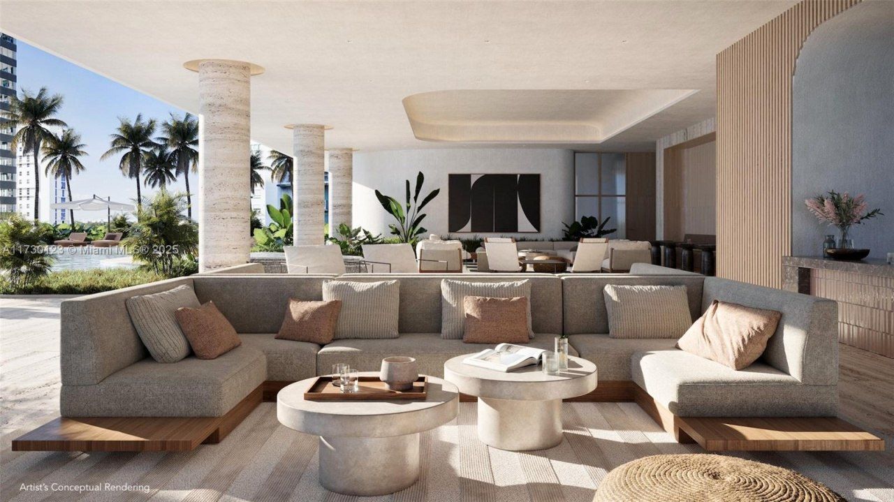 99 SW 7th St, Unit PH-3901, Miami, FL 33131 Photo