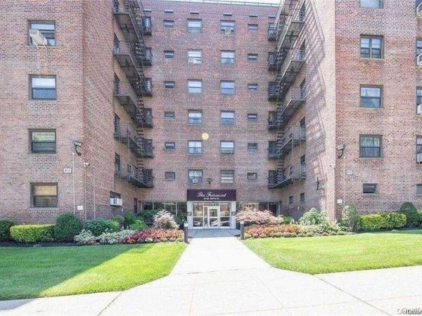 87-50 204th Street, Unit A66, Hollis, NY 11423