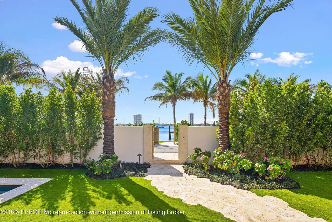 1265 N Lake Way, Palm Beach, FL 33480 Photo