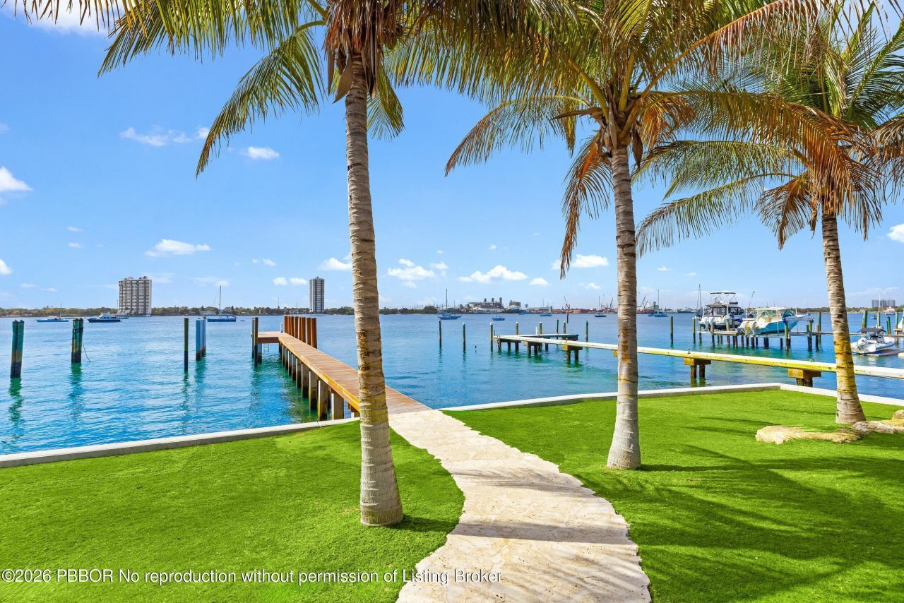 1265 N Lake Way, Palm Beach, FL 33480 Photo