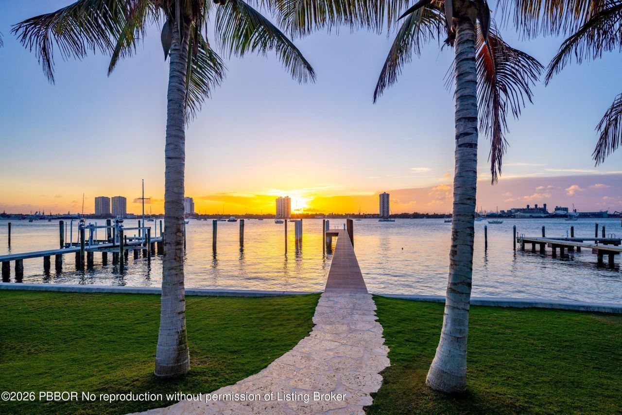 1265 N Lake Way, Palm Beach, FL 33480 Photo