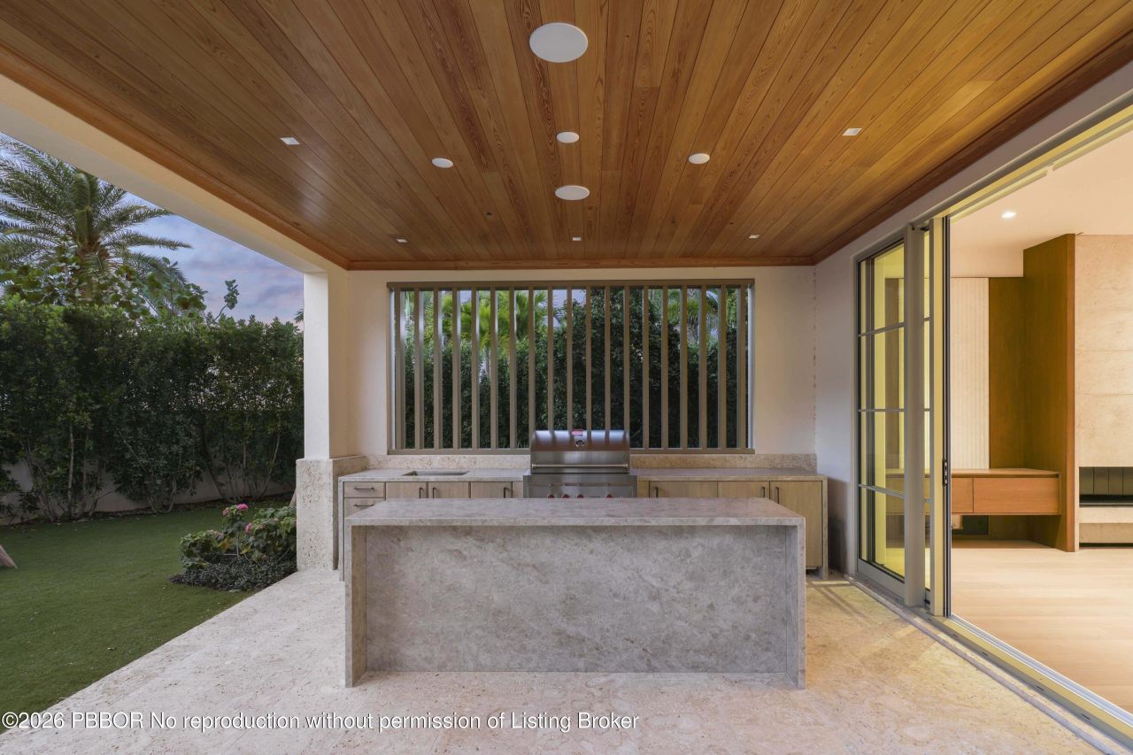 1265 N Lake Way, Palm Beach, FL 33480 Photo