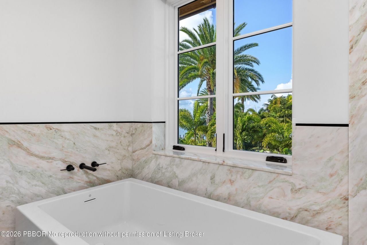 1265 N Lake Way, Palm Beach, FL 33480 Photo