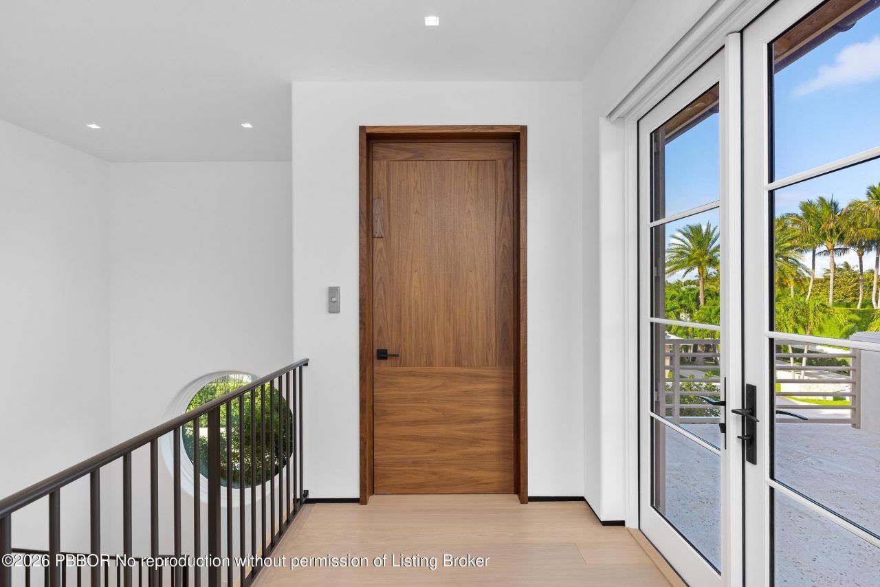 1265 N Lake Way, Palm Beach, FL 33480 Photo