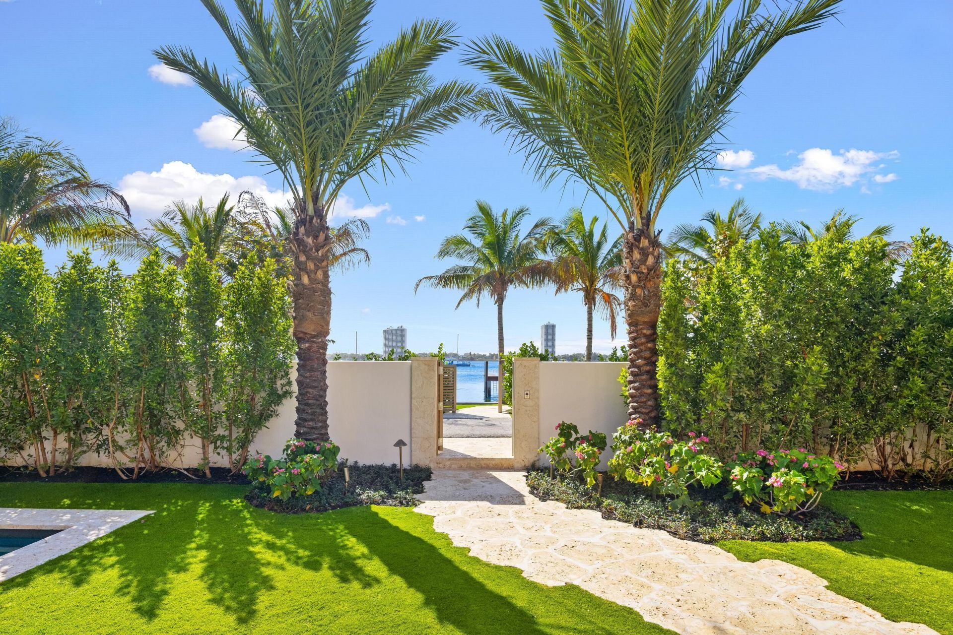 1265 N Lake Way, Palm Beach, FL 33480 Photo