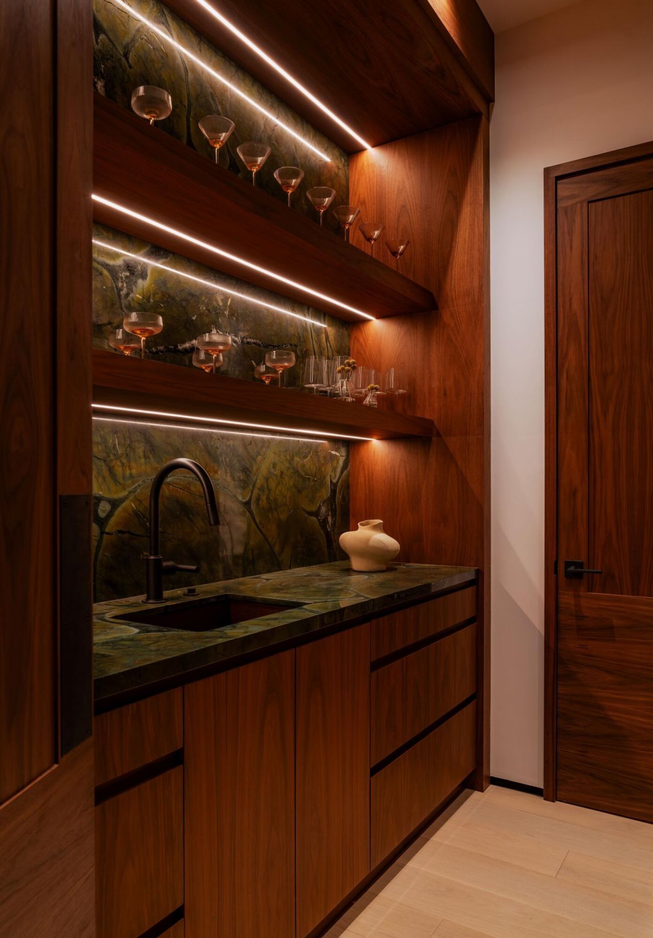 1265 N Lake Way, Palm Beach, FL 33480 Photo