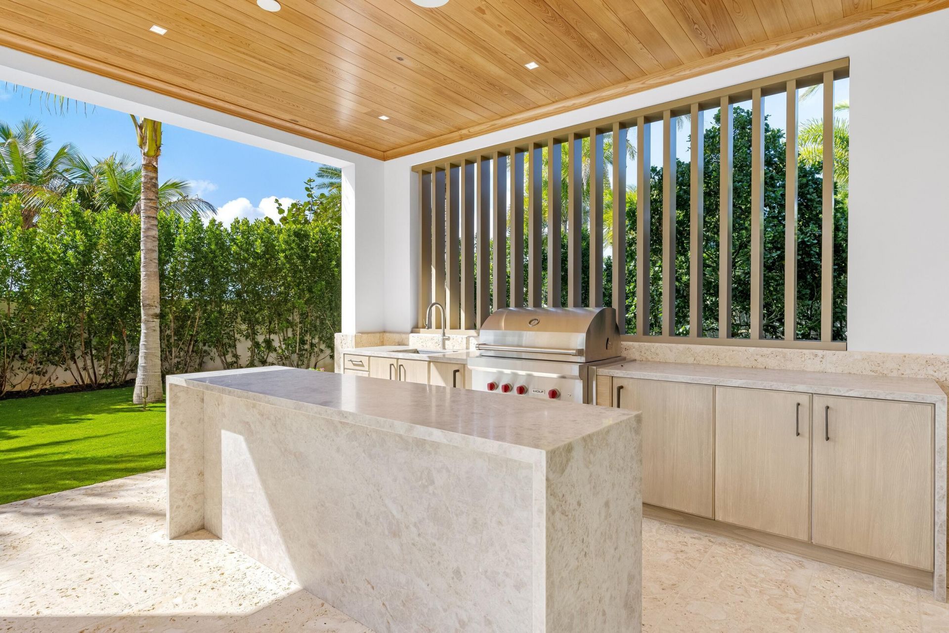 1265 N Lake Way, Palm Beach, FL 33480 Photo